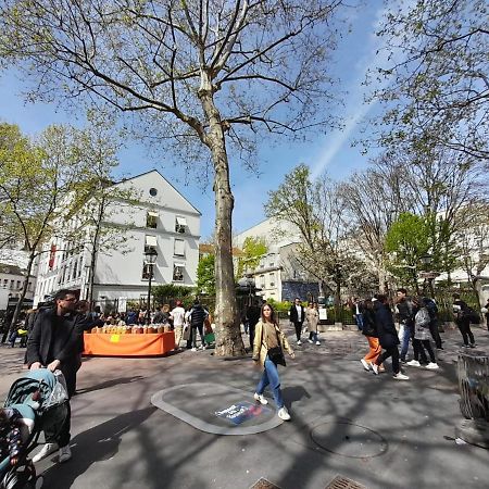 Studio équipé métro Abbesses à Montmartre Apartamento Paris Exterior foto